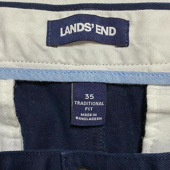 Lands'End Relaxed fit Pleated front Women's size 35 Dark blue Twill Shorts - Picture 4 of 5